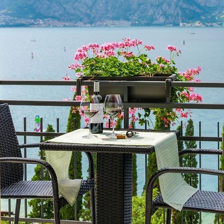 Finestra Sul Lago Malcesine Apt Riva Kültér fotó