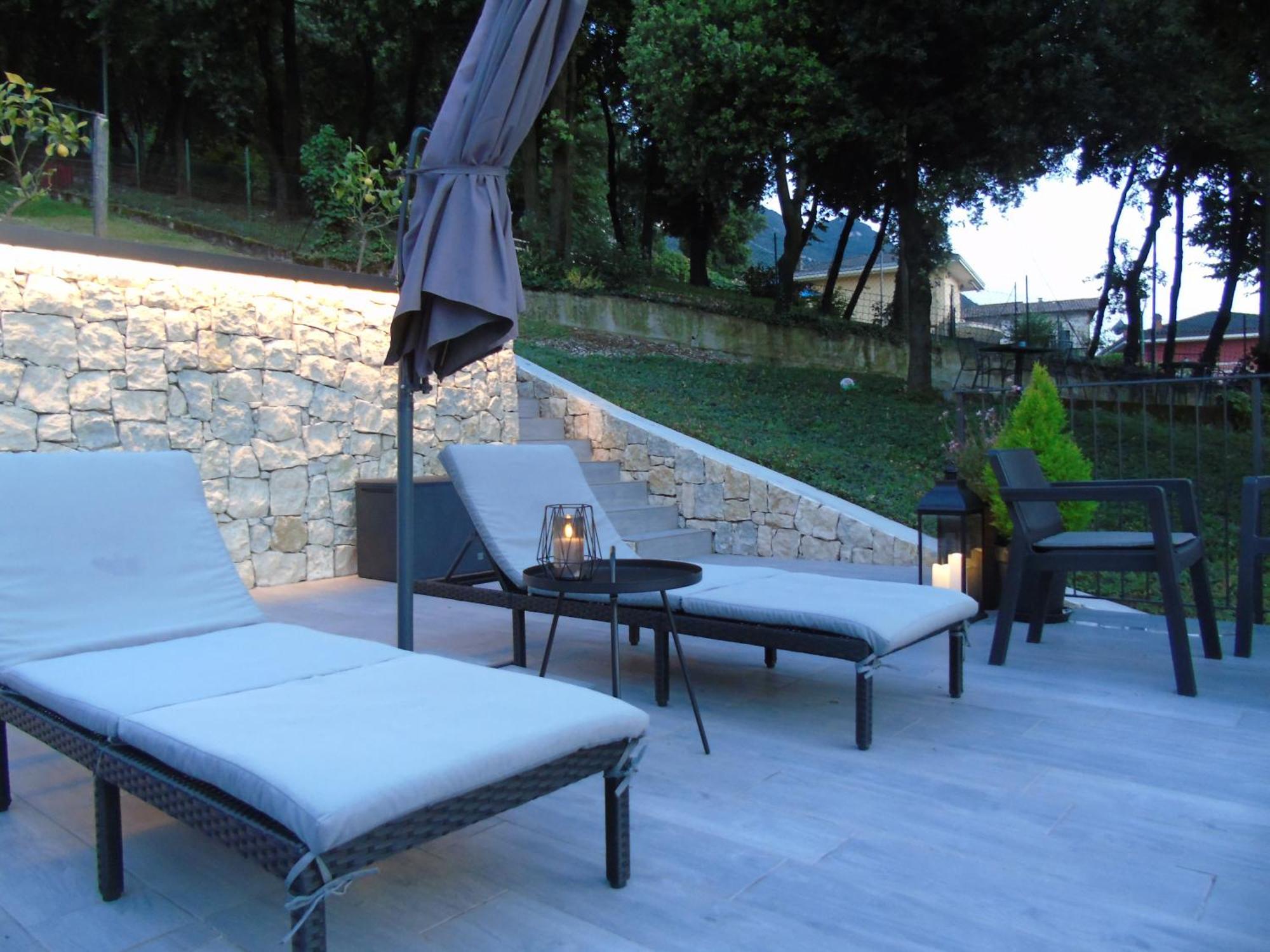 Finestra Sul Lago Malcesine Apt Riva Kültér fotó